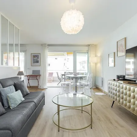 公寓 Large 2 Bdr At Port