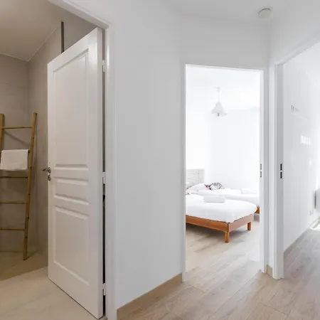 Large 2 Bdr At Port 公寓 尼斯