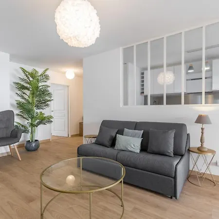 Διαμέρισμα Large 2 Bdr At Port